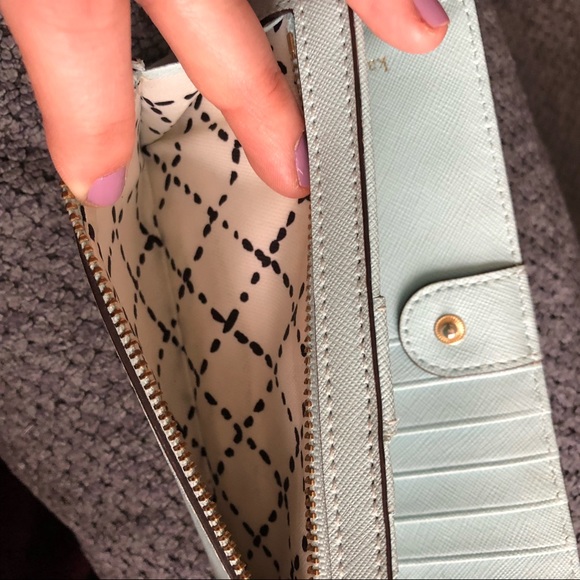 Kate Spade wallet - Picture 5 of 7